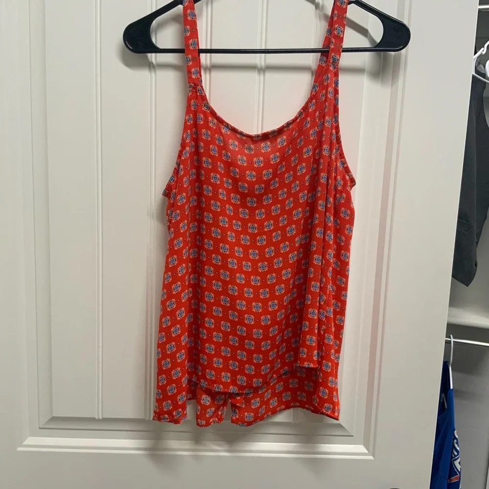 Rose & Olive Red Patterned Tank Top - Picture 2 of 5